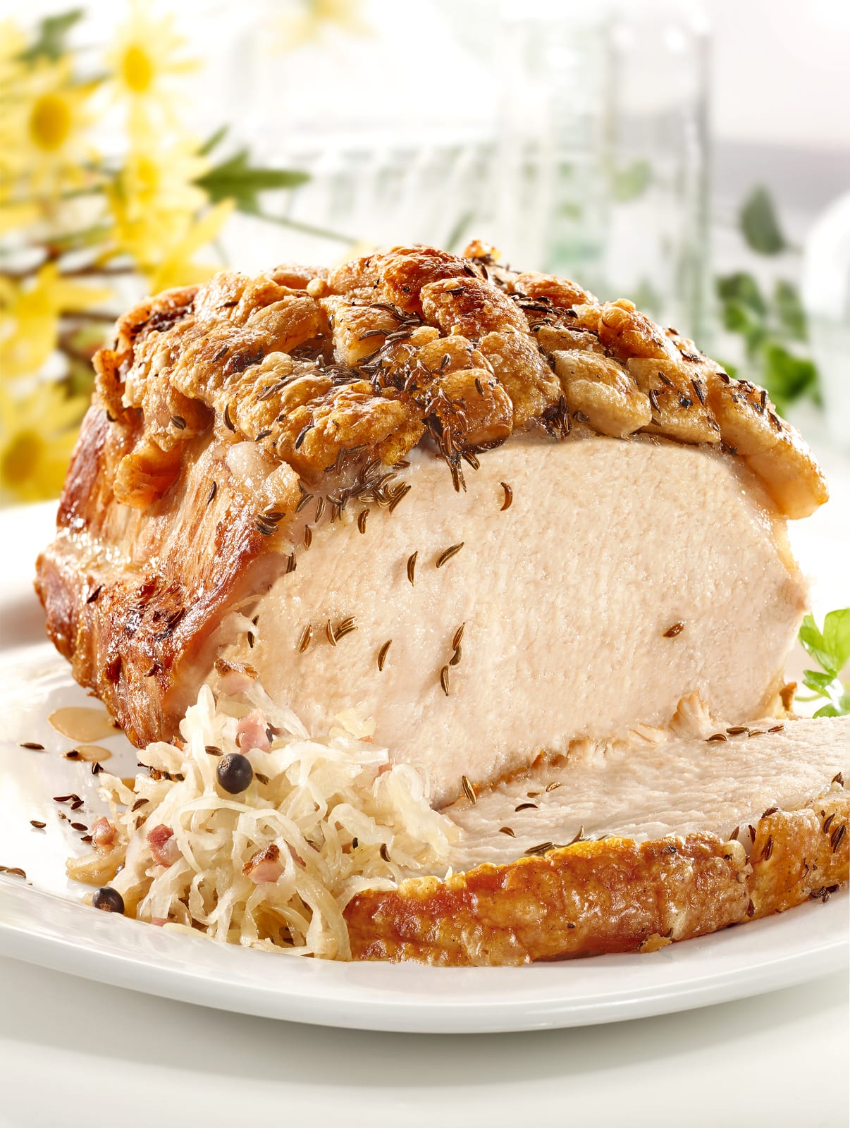 Schweinsbraten mit Sauerkraut aus unserer Küche
